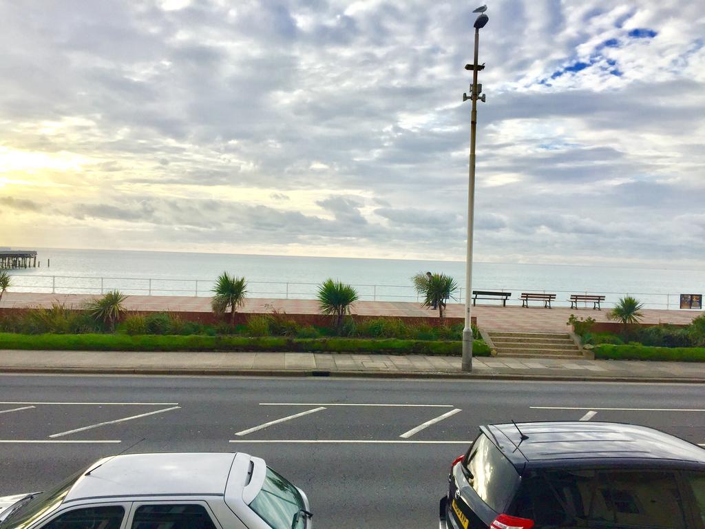 Pier 61 Guest Accommodation Hastings Dış mekan fotoğraf